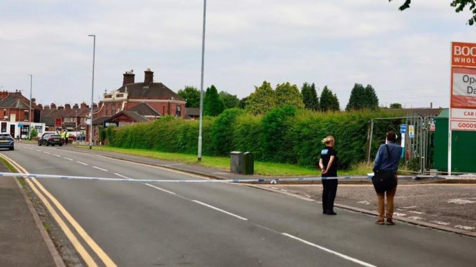 Road in Stoke-on-Trent closed following crash