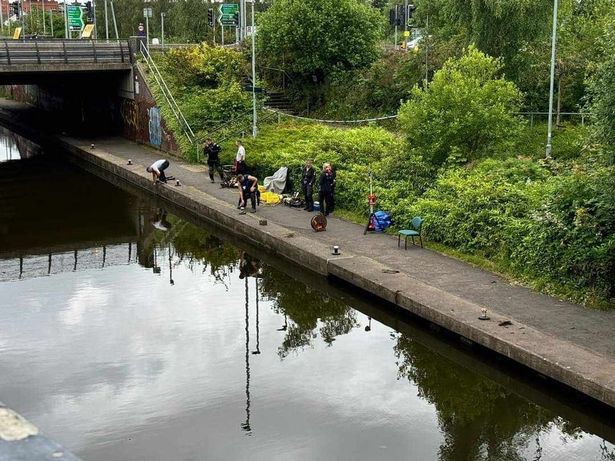 Search team at the Trent and Mersey Canal